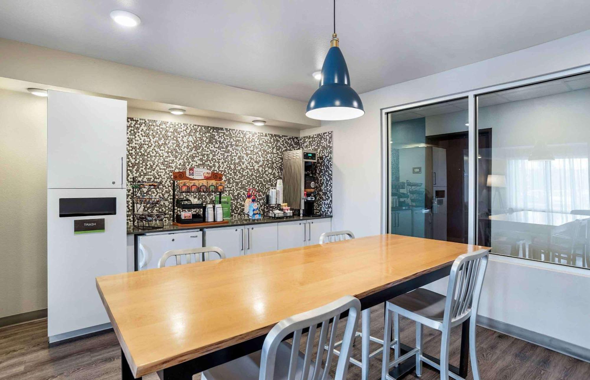 Extended Stay America Suites - New Orleans - Airport - I-10 كينير المظهر الخارجي الصورة